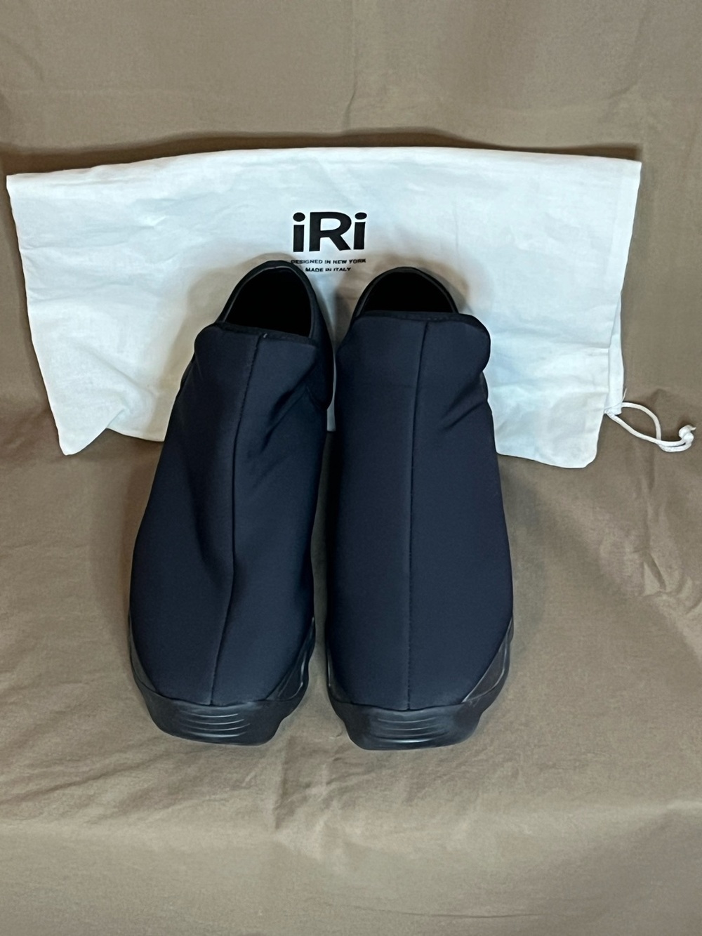 iRi Men's Navy Slip-On Loafers